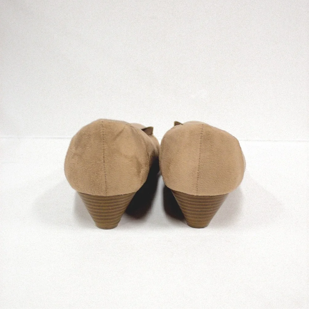 Madden Girl Shoes by STEVE MADDEN 'UMA' Wedge Low Heel Size 8 M
